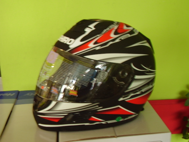 CASCO SHIRO